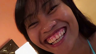 我刚认识的性感亚洲女孩喜欢在酒店里被操。